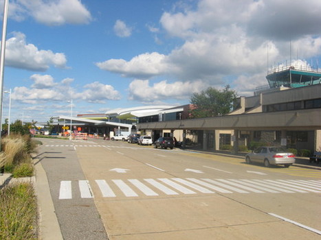 Kalamazoo Battle Creek International Airport, Kalamazoo, Michigan ...